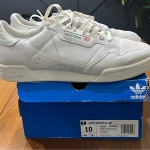 Mens Adidas Continental
